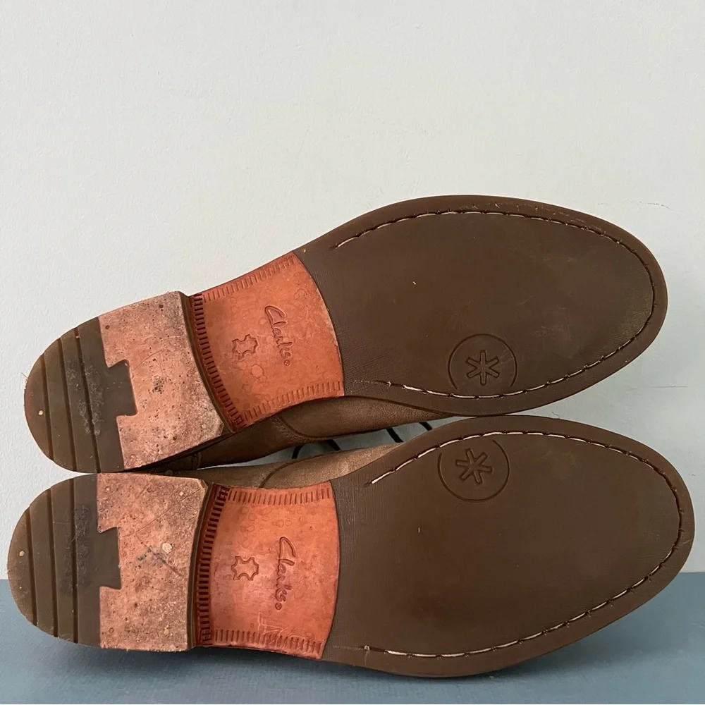 Clarks Exton Oxford Cap Toe‎ Lace Up Tan Suede Derby Shoes